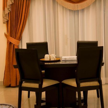 Yasmin Hotel פונקאק מראה חיצוני תמונה
